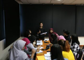 menumbuhkan semangat wirausaha