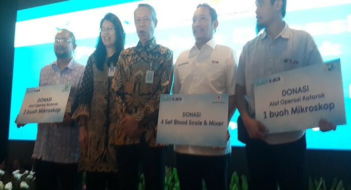 BCA Salurkan Donasi Alat Kesehatan Senilai Rp1,3 Miliar