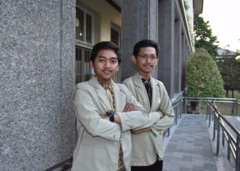 Mengubah Limbah Onggok Jadi Panel Akustik