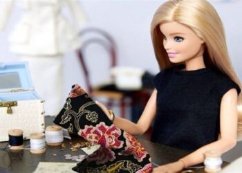 Barbie Kenakan Batik Kirana