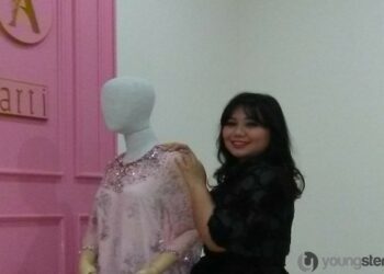 Della Mertha Ananta : Fokus Rancang Gaun Pesta untuk Anak Muda