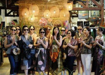 Patricia Andriani, Jadikan Batik Lasem Kekinian bagi Anak Muda