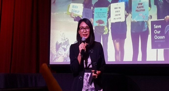 Tirza Mafira : Ajak Masyarakat Bijaksana Gunakan Kantong Plastik