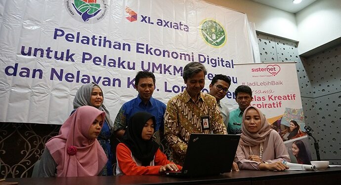 Pemanfaatan Teknologi Digital Jangkau Perempuan dan Nelayan Lombok Tengah