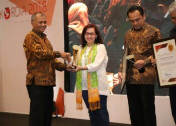 Hari Antikorupsi Sedunia 2018  Telkom Raih Penghargaan LHKPN dan Sistem Pengendalian Gratifikasi Terbaik