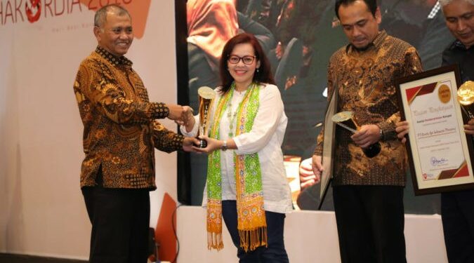 Hari Antikorupsi Sedunia 2018  Telkom Raih Penghargaan LHKPN dan Sistem Pengendalian Gratifikasi Terbaik
