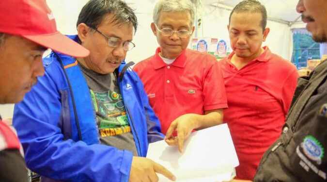 Telkom Salurkan Bantuan di Lokasi Bencana Tsunami Banten