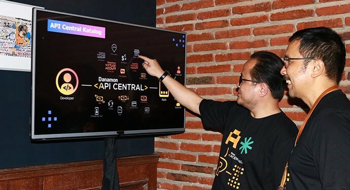 Danamon Luncurkan Layanan Aplikasi Perbankan Digital