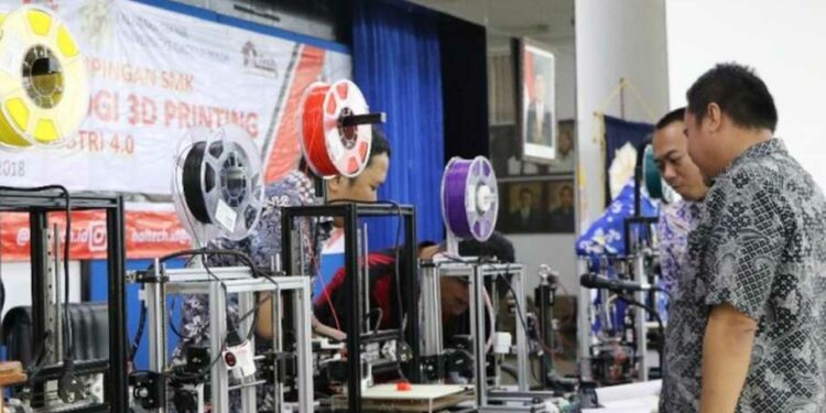 UGM Produksi Mesin 3D Printing