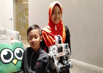 Dari Hobi Jadi Juara Kompetisi Robotik Internasional