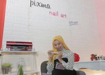 Printer Ini Bisa Bikin Stiker Kuku Bergaya