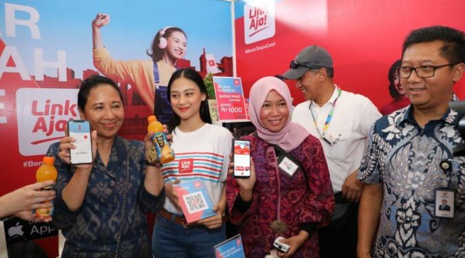 Bertemu 2.400 Mahasiswa dan Alumni Universitas di Lampung