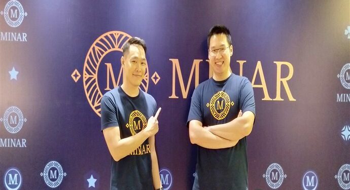 Mario Khoe & Roger Fatah : Kembangkan Game Berbasis Augmented Reality dan Geolocation yang Unik