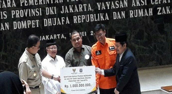 Pemprov DKI Jakarta Gelar Buka Bersama 242 RT di Jakarta