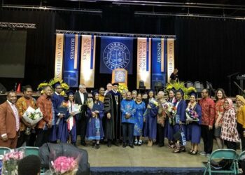 Mahasiswa Indonesia Lulusan Terbaik di Corban University