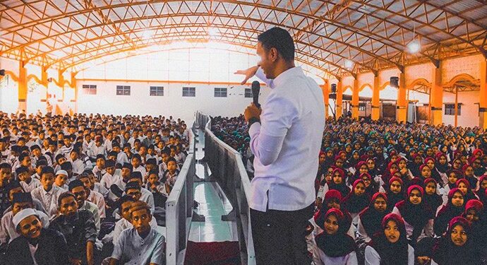 Aplikasi Kesan Tunjang Kebutuhan Santri dan Umat Islam