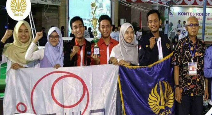 Mahasiswa Unesa Buat Robot Menari Jaipong