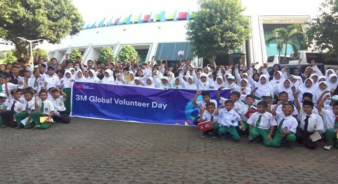 3M Indonesia Salurkan Donasi Pendidikan dari Limbah Kertas