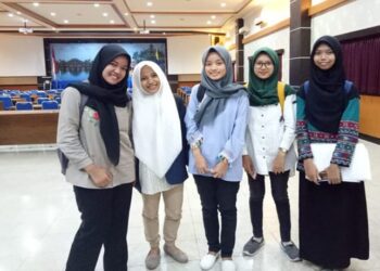 Funtastis Lipcard, Lipstik Dari Ekstrak Buat Bit