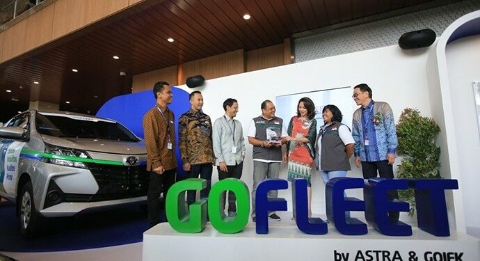 Kolaborasi Astra dan GOJEK Lahirkan GOFLEET