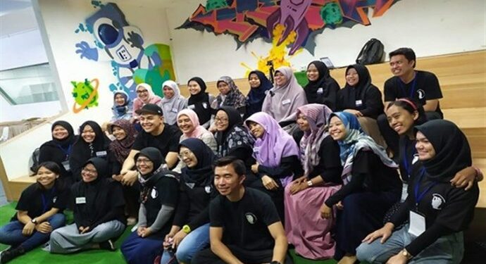 Tulus dan BGBL Ajak Guru Merdeka Belajar