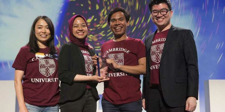 Tim Indonesia-Jepang Raih Juara II Kompetisi Inovasi Dirgantara