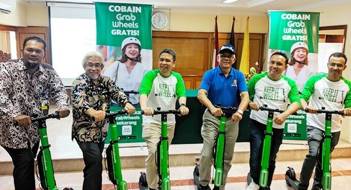 GrabWheels Hadir di Fakultas Teknik UI