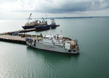 CS Teneo, Kapal Khusus Pemeliharaan Jaringan Internet Bawah Laut