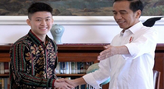 rich-brian-jokowi