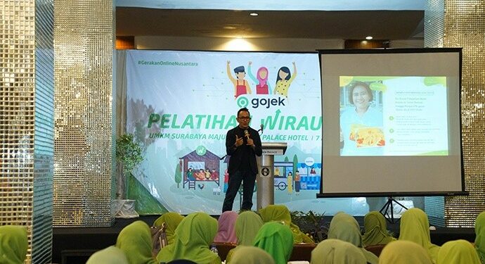 Gojek Latih Ratusan Muslimat NU Surabaya Jadi Pengusaha