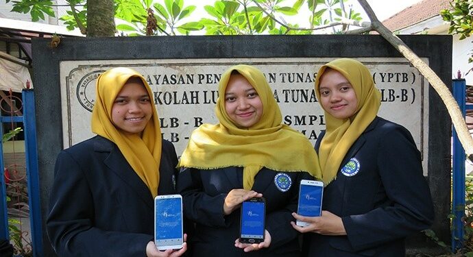 Aplikasi Kamus Indonesia-Inggris Bagi Penyandang Tunarungu