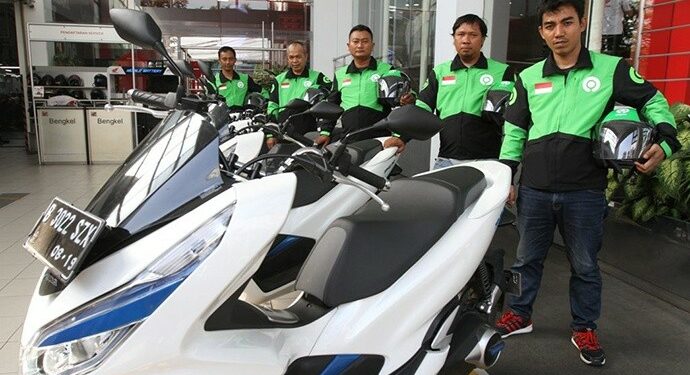 GoRide Uji Coba Penggunaan Motor Listrik di Indonesia