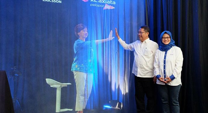 XL Axiata Demo Hologram Untuk Persiapkan Layanan 5G