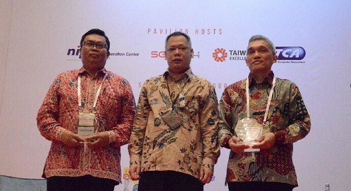 Sinergi IoT Jadi Keunggulan Kimia Farma dan Telkom