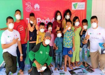 Huawei dan Tri Bangun Posko Kesehatan untuk Warga Terdampak Asap Kebakaran Hutan