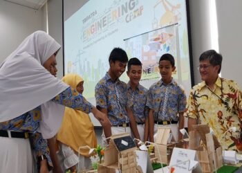 Tripatra Kenalkan Bidang Engineering Untuk Pelajar