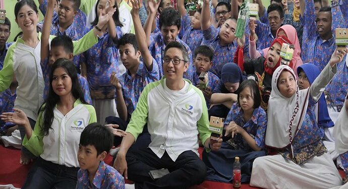 Program CERITA : Edukasi Literasi Keuangan Permata di 50 Kota Indonesia