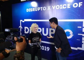 Tilly Locky, Gadis Bionik Yang Tampil di Disrupto 2019