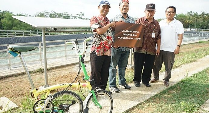NUTRIBOOST Berikan Solar Panel untuk Pemenang Siap Gowes Nyalakan Semangat