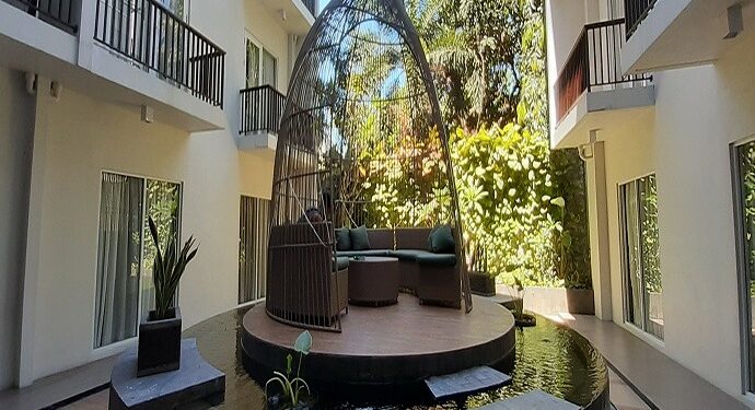 Airy Premier Seminyak Hotel Budget Berbasis Teknologi