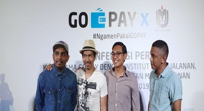 GoPay Klaim Penghasilan Musisi Jalanan Meningkat 300%