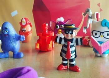McDonald’s Happy Meal Hadirkan Kembali Mainan Ikonik