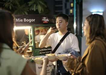 Marriott Sajikan Jajanan Khas Kaki Lima