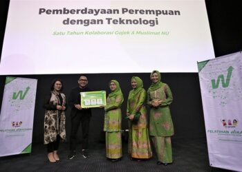 Pemberdayaan Perempuan Dengan Teknologi