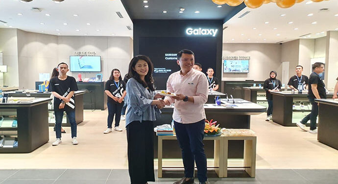 Pikat Milenial, Samsung Experience Store Ubah Tampilan