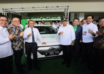 Grab Operasikan 20 Unit Mobil Listrik di Bandara Soeta