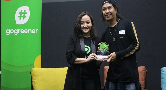 Serial Pulau Plastik, Ajakan GoFood Untuk Kurangi Plastik Sekali Pakai