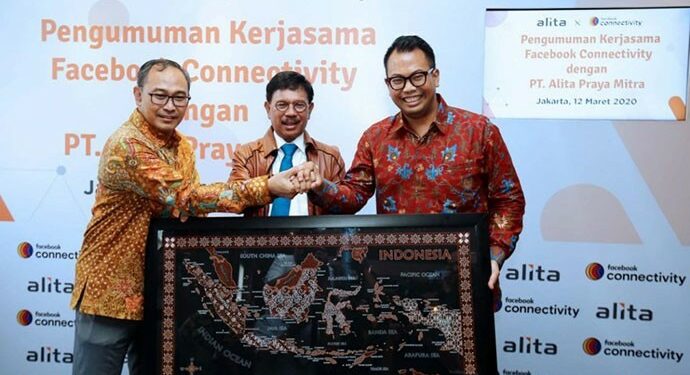 Facebook Investasi Bangun 20 Ribu KM Fiber Optik