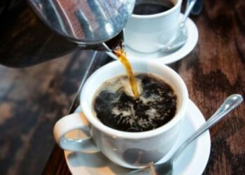 5 Tips Seduh Kopi Saat Social Distancing