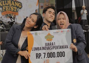 Tim Mahasiswa Unpad Buat Pupuk Nitrogen Untuk Optimalkan Hasil Pertanian